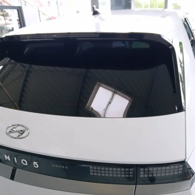 Warum Sonnenschutzfolie mit unserer Wærmeschutzfolie?

Unsere Kunden schätzen unter anderem:

Tiefschwarze Optik, Glasverbundeffekt, 
99%UV Schutz, 
Hohe Wärmerückweisung, geringe Kosten.

✔️Carwrap
✔️Sonnenschutzfolie
✔️Lackschutzfolie
✔️Beschriftungen

#ecksteinfoliensysteme
#ingolstadt 
#neuburganderdonau 
#eichstätt 
#donauwörth 
#weißenburg 
#nördlingen 
#tönungsfolie 
#sonnenschutzfolie 
#sonnenschutz
#solarplexus